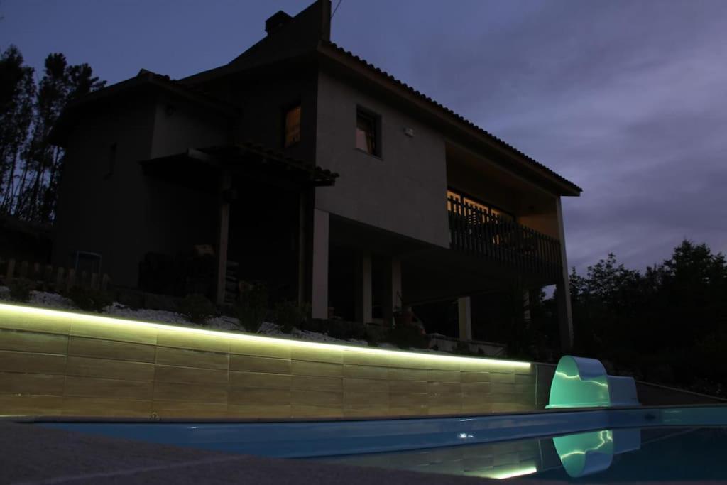 Casa Quelha Da Presa Βίλα Espinho  Εξωτερικό φωτογραφία